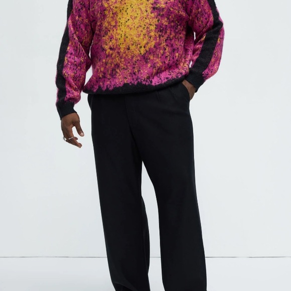 Vibrant Pink and Yellow Crewneck Sweater with Soft Texture - Picture 3 of 11